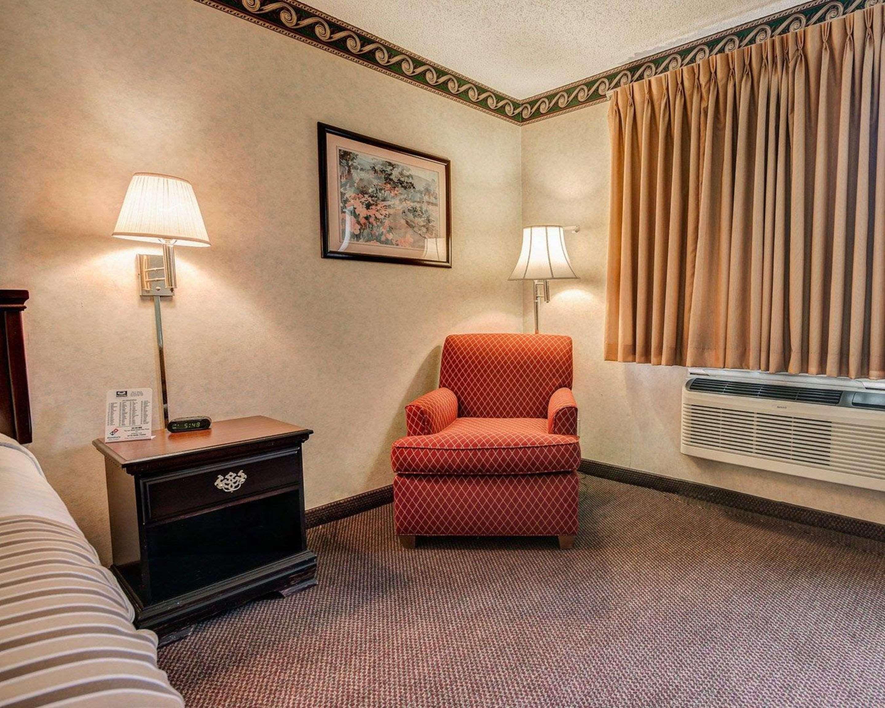 Econo Lodge Inn & Suites El Paso Eksteriør billede