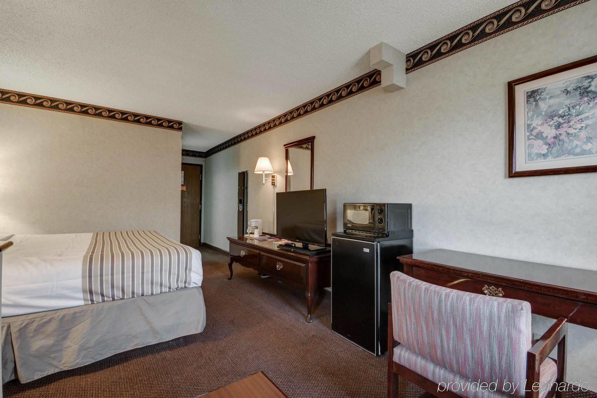 Econo Lodge Inn & Suites El Paso Eksteriør billede